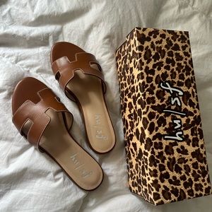 Cognac Leather Alibi Sandals
FRENCH SOLE